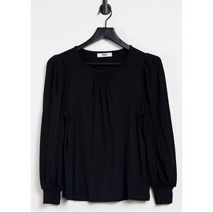 Only Balloon Sleeve Top